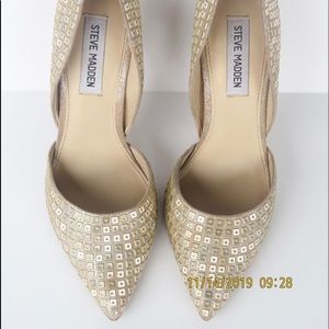 Steve Madden Gold VARICTYR pumps